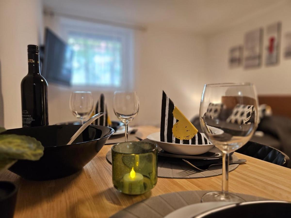 Holiness Apartmanok Сегед Екстериор снимка