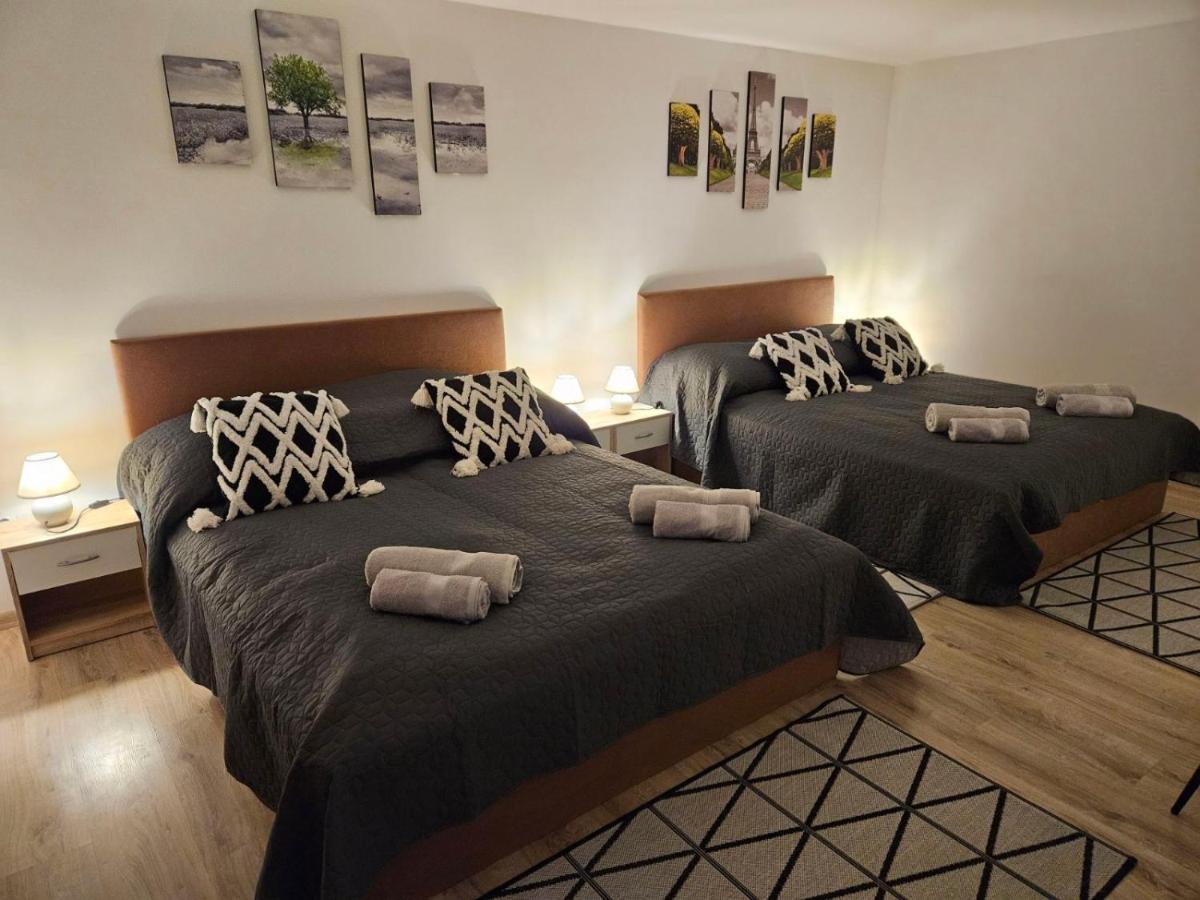 Holiness Apartmanok Сегед Екстериор снимка