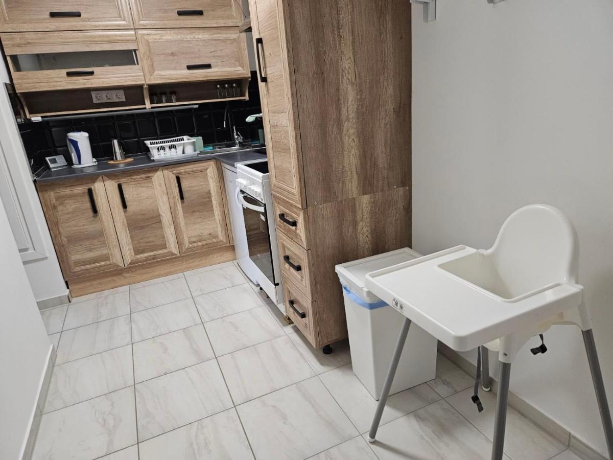 Holiness Apartmanok Сегед Екстериор снимка